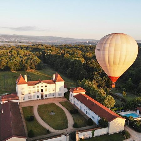 Chateau Des Perichons Poncins Esterno foto